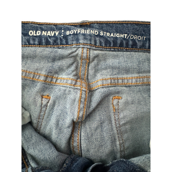 Old Navy Mid-Rise Boyfriend Distressed Jeans Size 12 - Picture 3 of 4